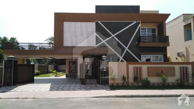 25 Marla Brand New Semi Furnished Corner House For Sale In Overseas A Of Bahria Town Lahore