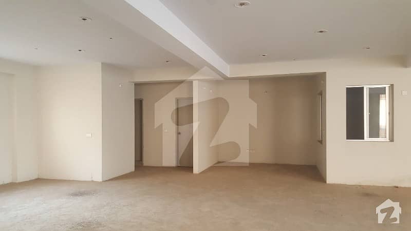 100 Sq Yd Commercial Building Is Up For Sale In Dha Phase 6 Bukhari Commercial Area