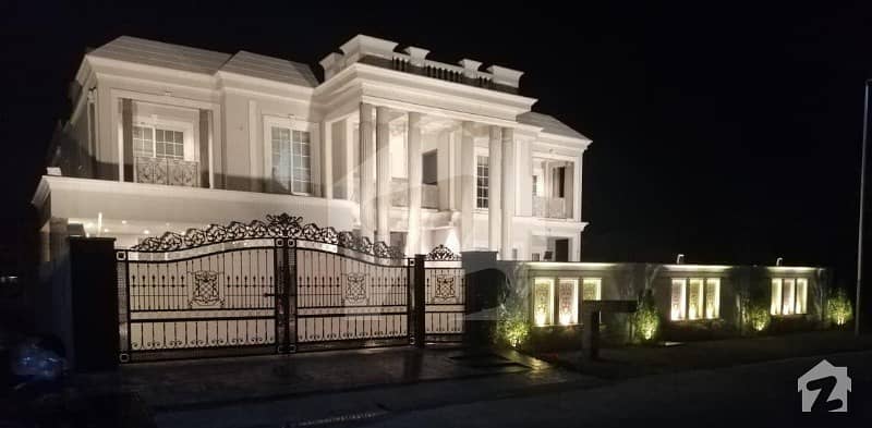 Exquisite 1 Kanal Bungalow For Sale In Defence Lahore