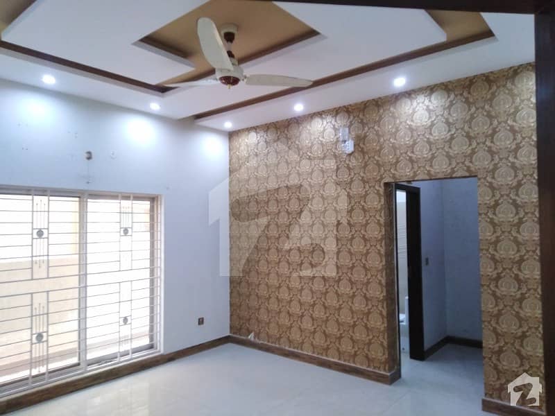 10 Marla Brand New House Opposite Grand Mosque Bahria Town Lahore