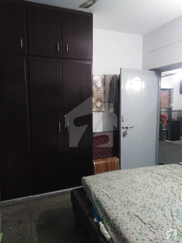 لیبر کالونی لاہور میں 2 کمروں کا 3 مرلہ فلیٹ 16 لاکھ میں برائے فروخت۔