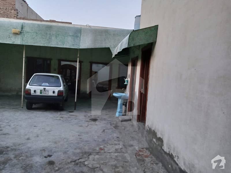 یوسف ٹاؤن فیصل آباد میں 3 کمروں کا 10 مرلہ مکان 60 لاکھ میں برائے فروخت۔