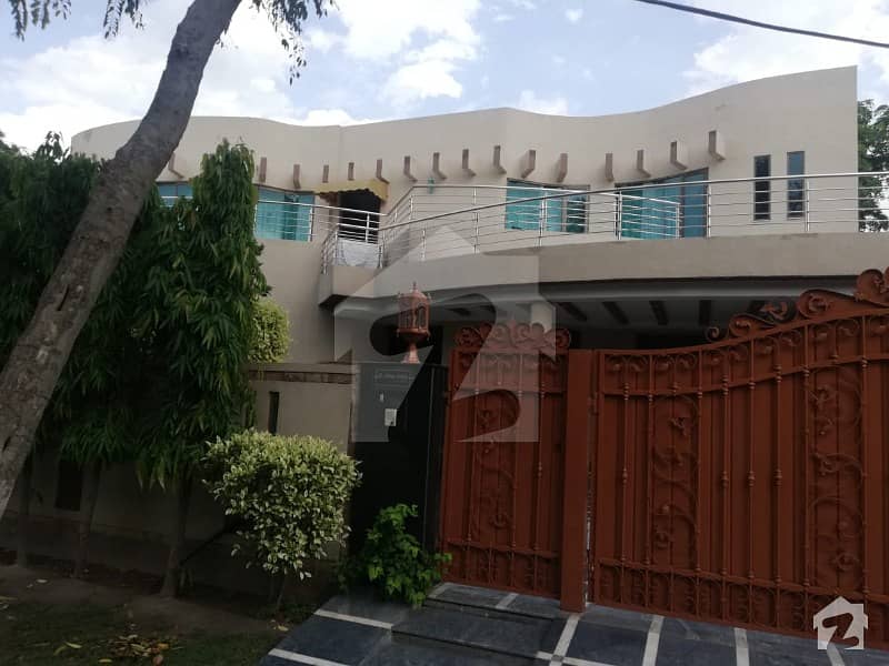 1 Kanal Fully Furnished Full Basement Corner House in DHA Phase 2 With Original Pictures