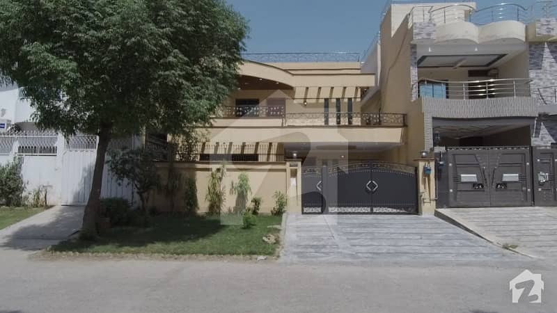 10 Marla Brand New House For Sale In Paf Colony Zarrar Shaheed Road Lahore
