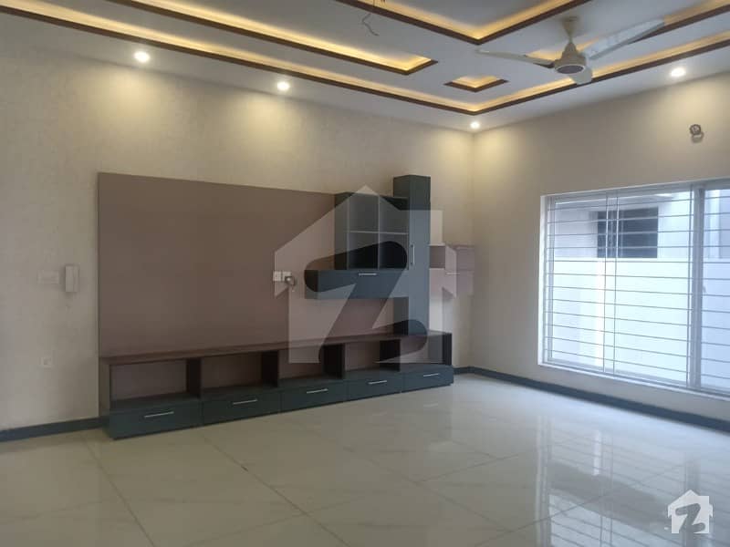 1 Kanal Brand New House For Rent Ideal Location Dha Phase 6 Lahore
