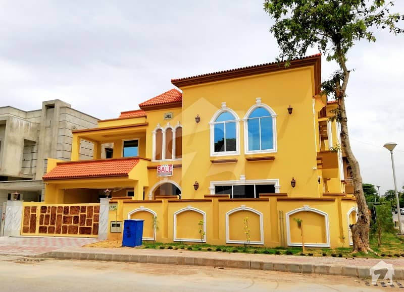 Corner 1 Kanal Awesome House For Sale In Bahria Town