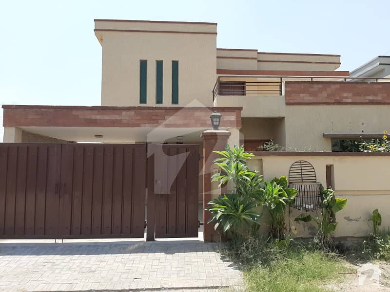 14 Marla Corner House available for rent near Kalma chowk Gulberg PAF Falcon Lahore 14 Marla Corner House available for rent near Kalma chowk Gulberg PAF Falcon Lahore