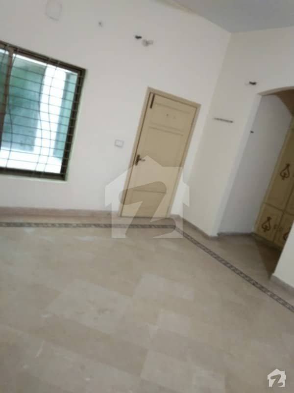8 Marla Lower Portion Available For Rent At Al Noor Garden