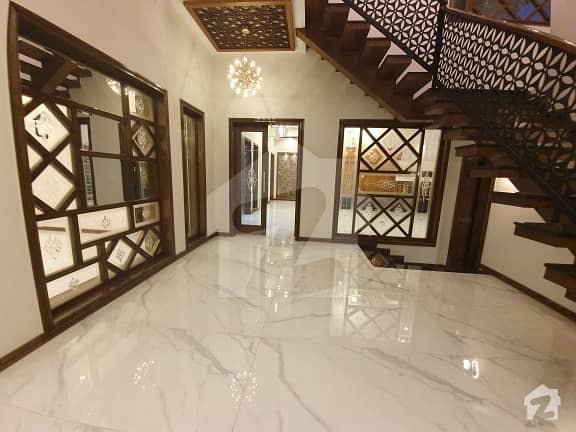 ڈی ایچ اے فیز 6 - بلاک ایم فیز 6 ڈیفنس (ڈی ایچ اے) لاہور میں 6 کمروں کا 1 کنال مکان 5.95 کروڑ میں برائے فروخت۔