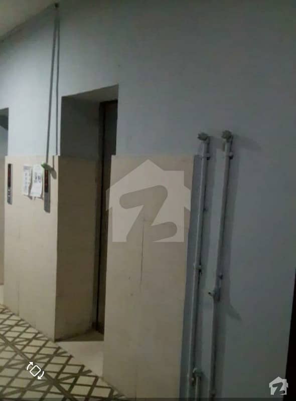 ناظم آباد - بلاک 1 ناظم آباد کراچی میں 2 کمروں کا 2 مرلہ فلیٹ 28 لاکھ میں برائے فروخت۔