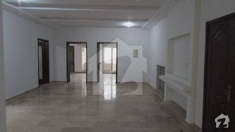 10 Marla Apartment For Sale In Paragon City Lahore
