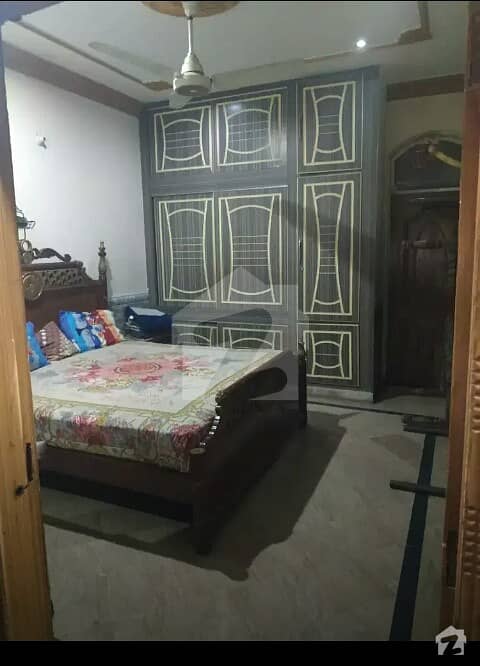 گلشنِِِ راوی ۔ بلاک اے گلشنِ راوی لاہور میں 4 کمروں کا 6 مرلہ مکان 55 ہزار میں کرایہ پر دستیاب ہے۔