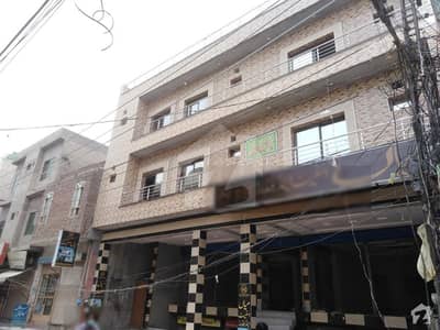 ملتان روڈ لاہور میں 2 کمروں کا 3 مرلہ فلیٹ 20 ہزار میں کرایہ پر دستیاب ہے۔