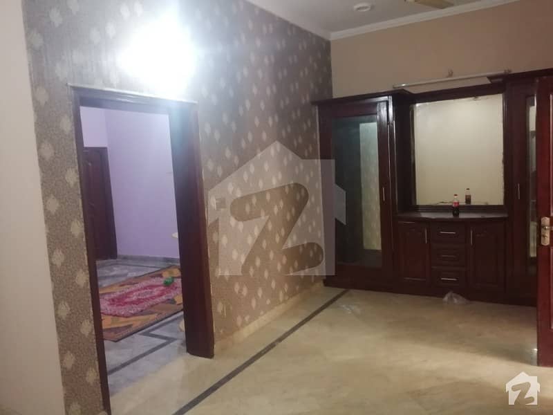 5 Marla Triple Storey Corner House For Sale Near Emporium Mall And Expo Center Lahore