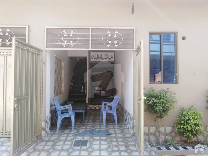 لالہ زار گارڈن لاہور میں 2 کمروں کا 3 مرلہ مکان 50 لاکھ میں برائے فروخت۔