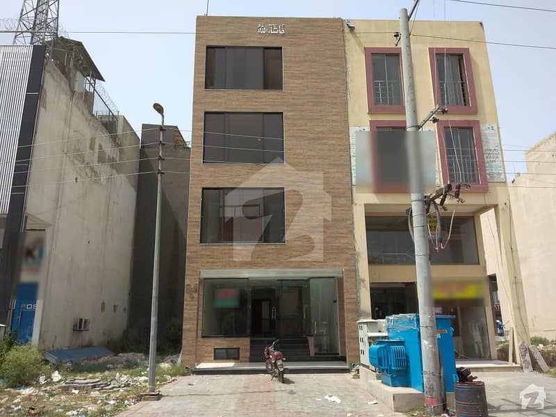 4 Marla 2nd Floor Commercial Flat Available For Rent