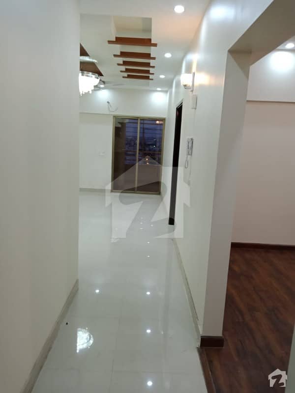 رائل رسدنکے گلشنِ اقبال ٹاؤن کراچی میں 3 کمروں کا 6 مرلہ فلیٹ 1.3 کروڑ میں برائے فروخت۔
