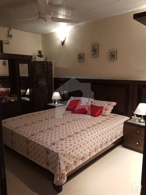 پی آئی بی کالونی گلشنِ اقبال ٹاؤن کراچی میں 4 کمروں کا 13 مرلہ پینٹ ہاؤس 1.3 کروڑ میں برائے فروخت۔