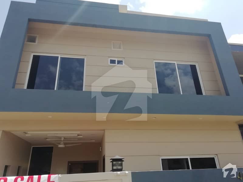 25x40 Brand New 3 Bed House For Sale