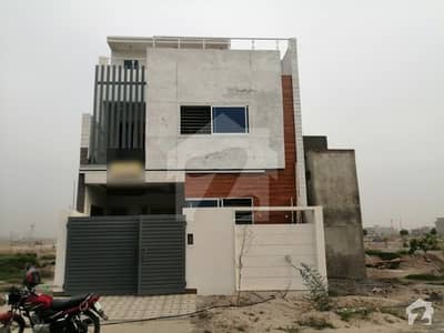 رائل آرچرڈ ملتان پبلک سکول روڈ ملتان میں 3 کمروں کا 5 مرلہ مکان 95 لاکھ میں برائے فروخت۔ رائل آرچرڈ ملتان پبلک سکول روڈ ملتان میں 3 کمروں کا 5 مرلہ مکان 95 لاکھ میں برائے فروخت۔