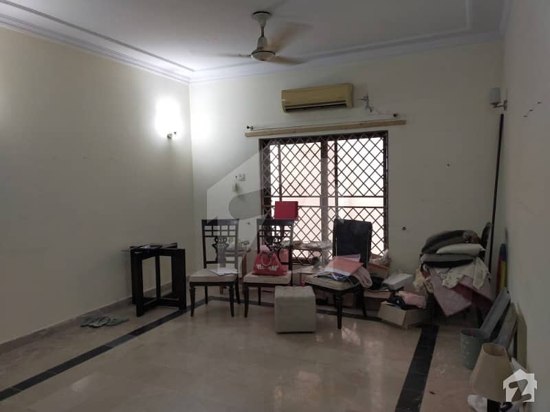 پی اے ایف فالکن کمپلیکس گلبرگ لاہور میں 5 کمروں کا 14 مرلہ مکان 1 لاکھ میں کرایہ پر دستیاب ہے۔