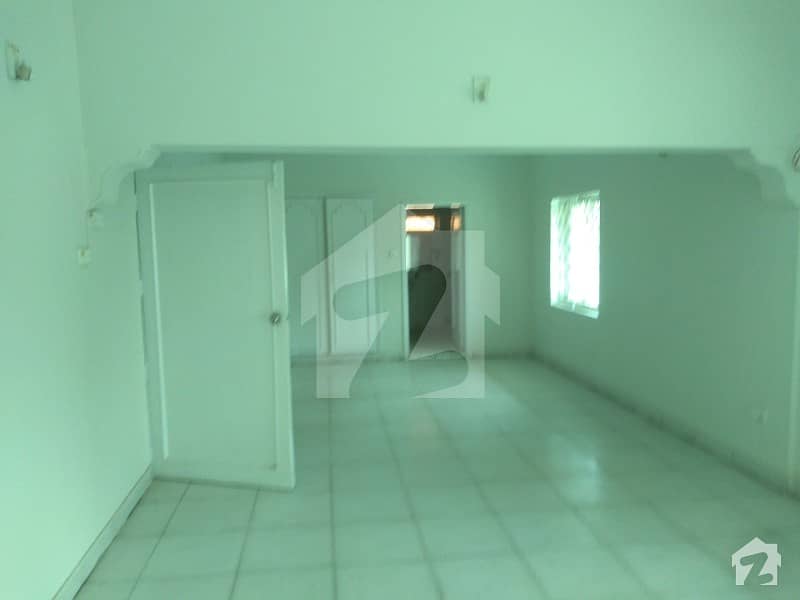 Portion For Rent At Khalid Bin Waleed Road