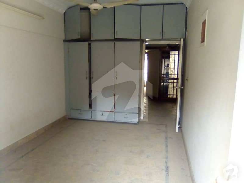 1 Floor Flat Is Available For Rent