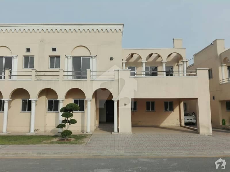 بحریہ آرچرڈ لاہور میں 4 کمروں کا 1 کنال مکان 1.95 کروڑ میں برائے فروخت۔