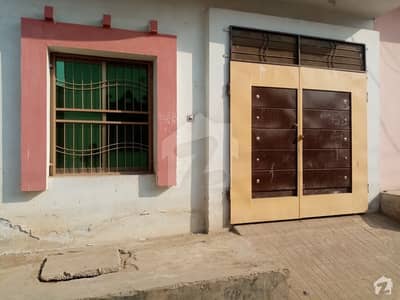 Here Is A Good Opportunity To Live In A Well-Built House Here Is A Good Opportunity To Live In A Well-Built House