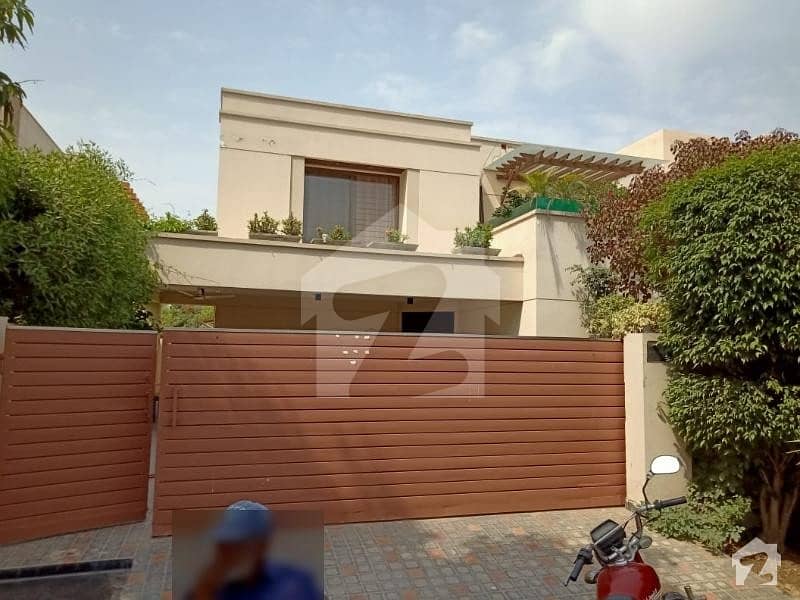 1 Kanal Beautiful Bungalow Available For Rent In Dha Phase 4