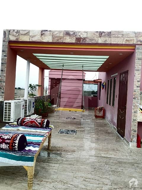سکیم 33 کراچی میں 5 کمروں کا 5 مرلہ مکان 1.8 کروڑ میں برائے فروخت۔