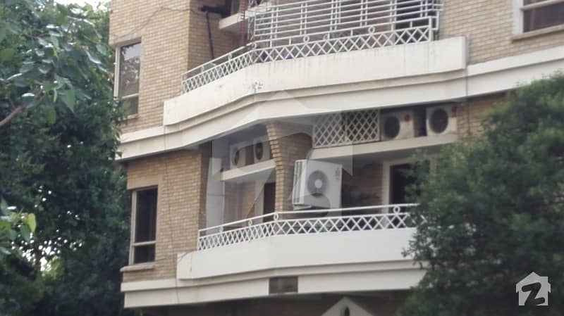 Fully Furnished 2 Bed D/D Royal Apartments Diplomatic Enclave Islamabad