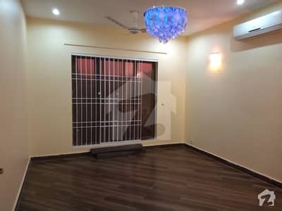 Dha Phase 7 500 Sq Yard Portion Fully Renovated For Rent