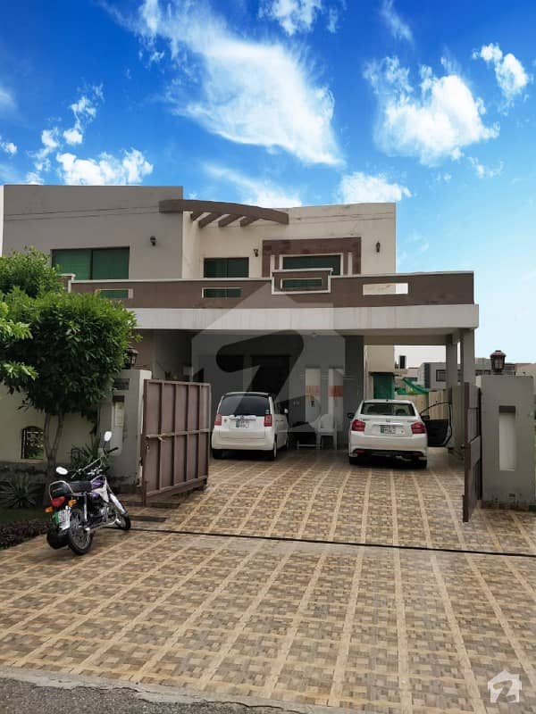 Near Park One Kanal Upper Portion For Rent At Prime Location