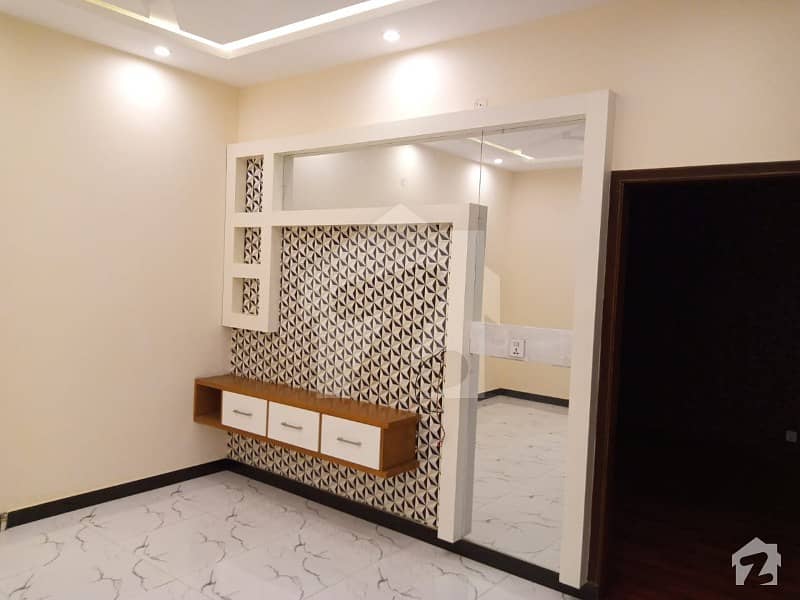الکبیر ٹاؤن رائیونڈ روڈ لاہور میں 3 کمروں کا 3 مرلہ مکان 68 لاکھ میں برائے فروخت۔