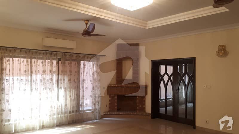 House Is Available For Sale Prime Location In F-10 Islamabad