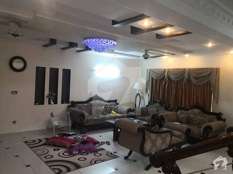 1 Kanal Used House For Sale At Good Location Near Talwar Chowk Overseas A 100 ft Road