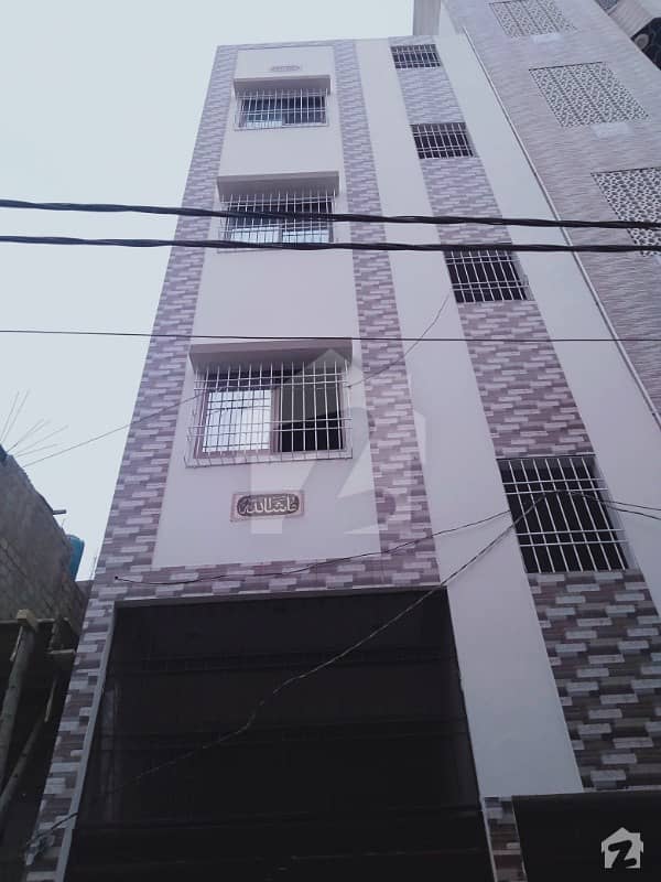 شمسی سوسائٹی شاہ فیصل ٹاؤن کراچی میں 2 کمروں کا 2 مرلہ فلیٹ 15 ہزار میں کرایہ پر دستیاب ہے۔