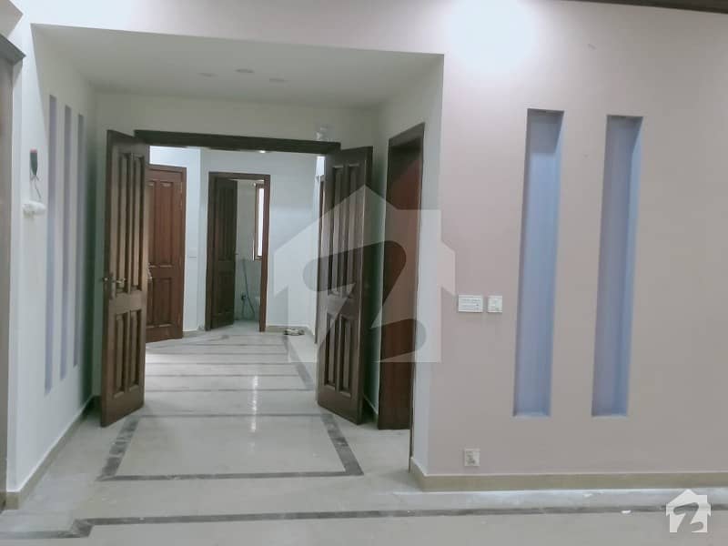 1 Kanal Slightly Used House For Sale Ideal Location Near To Park DHA Lahore