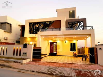 بحریہ ٹاؤن اسلام آباد میں 5 کمروں کا 1 کنال مکان 4.6 کروڑ میں برائے فروخت۔ بحریہ ٹاؤن اسلام آباد میں 5 کمروں کا 1 کنال مکان 4.6 کروڑ میں برائے فروخت۔