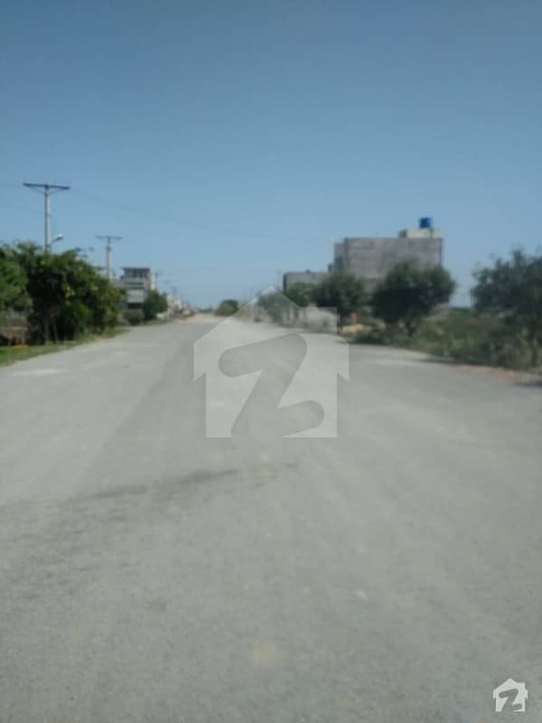 2 Marla Commercial Plot For Sale 80 Feet Road