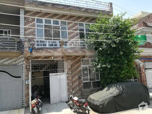 جوہر ٹاؤن فیز 1 - بلاک ای1 جوہر ٹاؤن فیز 1 جوہر ٹاؤن لاہور میں 6 کمروں کا 5 مرلہ مکان 1.49 کروڑ میں برائے فروخت۔