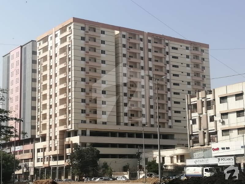 خالد بِن ولید روڈ کراچی میں 3 کمروں کا 8 مرلہ فلیٹ 2.25 کروڑ میں برائے فروخت۔