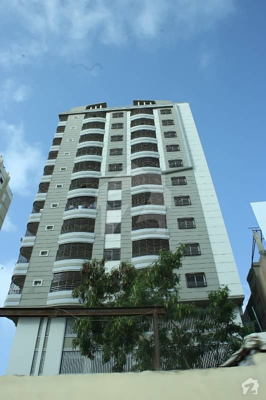 Al Rehman Corner 4 Bed Flat Is Up For Sale On Shaheed Millat Road