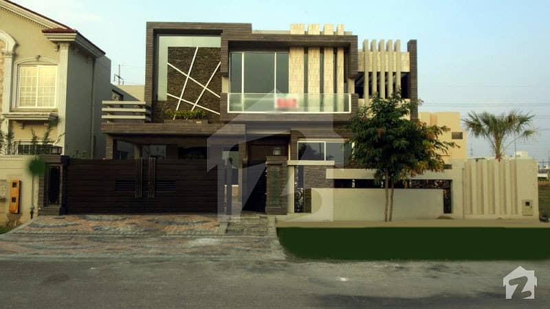 1 Kanal Luxurious Contemporary Style Modern Villa For Sale In D H A Phase 6 Block E Lahore