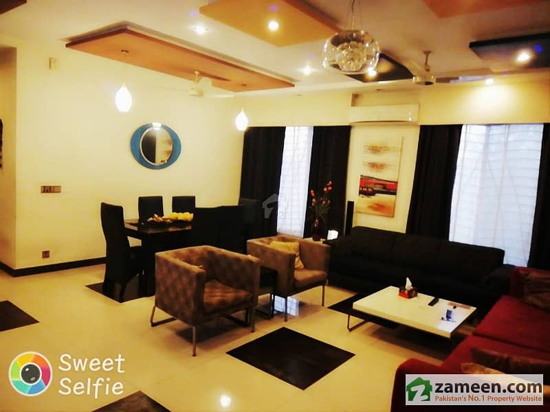Luxury 1 Kanal Beautiful House Available For Sale In DHA Defence Lahore