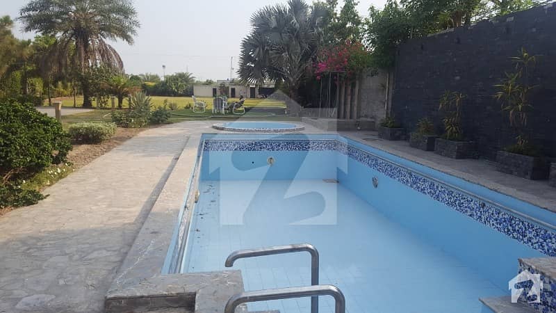بیدیاں روڈ لاہور میں 3 کمروں کا 9 کنال فارم ہاؤس 6.8 کروڑ میں برائے فروخت۔