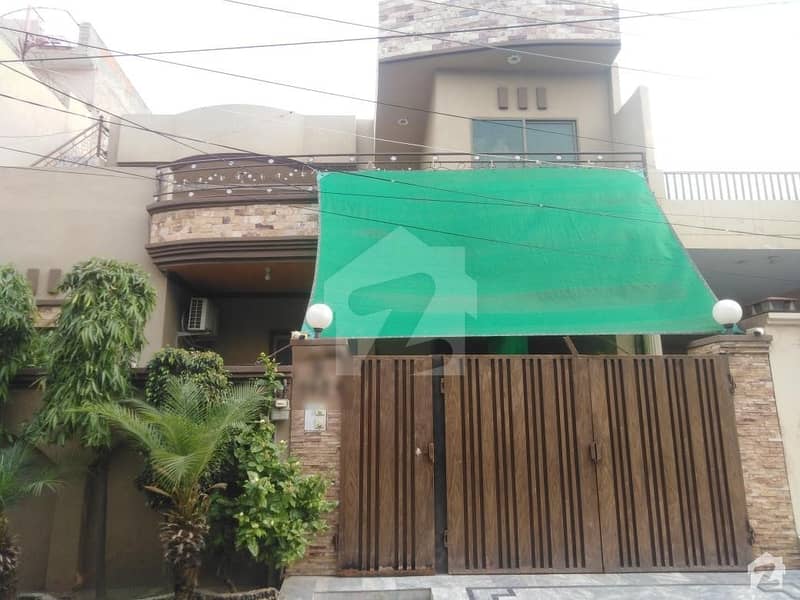 مرغزار آفیسرز کالونی لاہور میں 4 کمروں کا 10 مرلہ مکان 1.75 کروڑ میں برائے فروخت۔