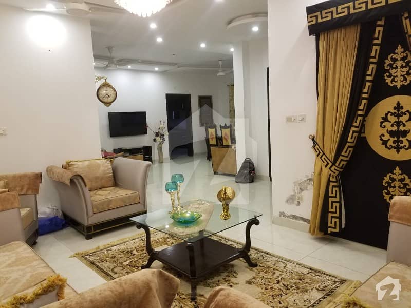 کینال گارڈن لاہور میں 5 کمروں کا 8 مرلہ مکان 1.58 کروڑ میں برائے فروخت۔