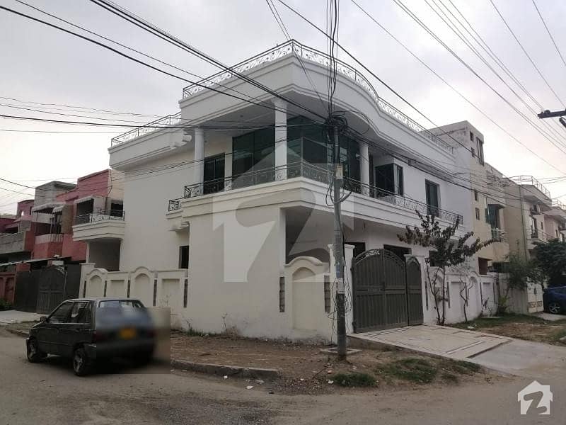 10 Marla House Available For Rent In Revenue Society Near Shadiwal Chowk And Lda Office